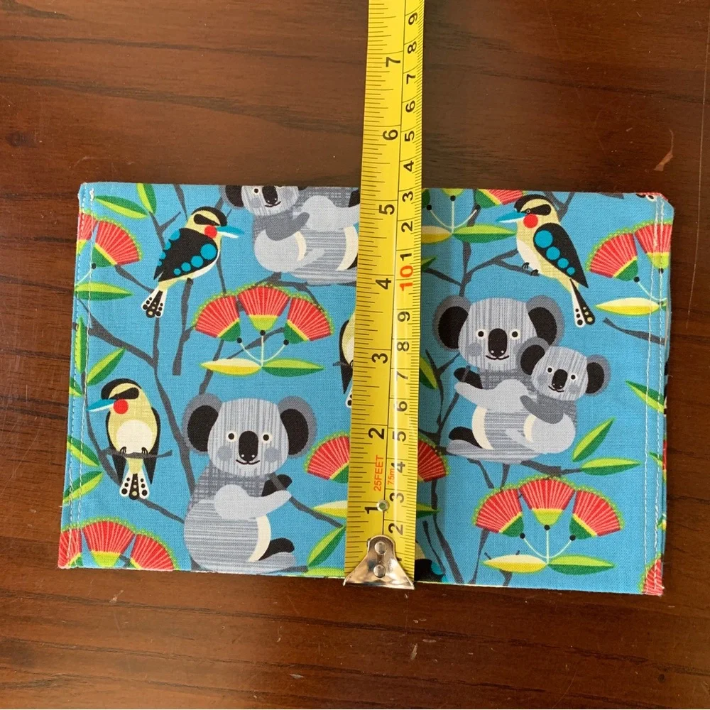 Free item: Koala Fabric folder